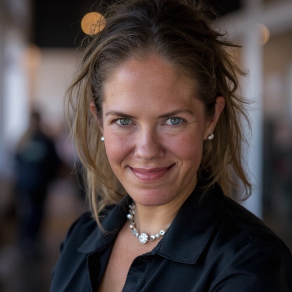 Meet your Posher, Lindsey - Picture 2 of 15